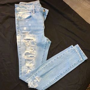 American Eagle straight legged jeans